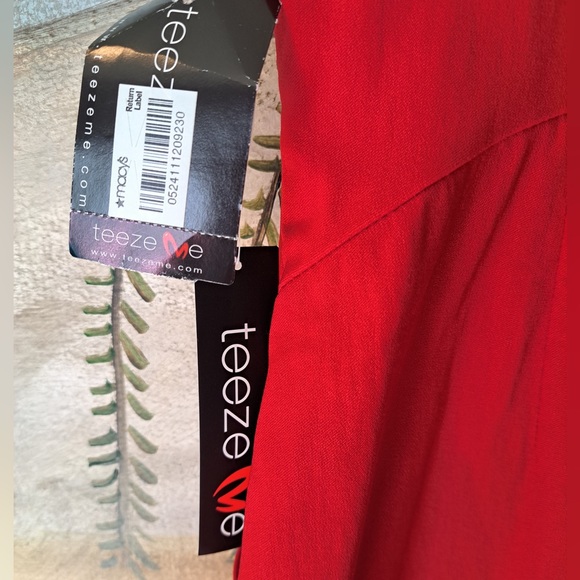 Teeze Me Juniors Red Casual Dress With Pockets Zipper Closure Size 3 Y2K NWT - Picture 4 of 8